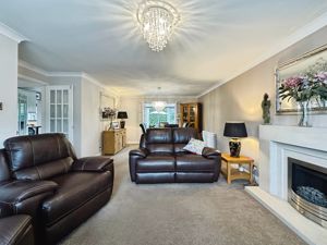 Lounge- click for photo gallery